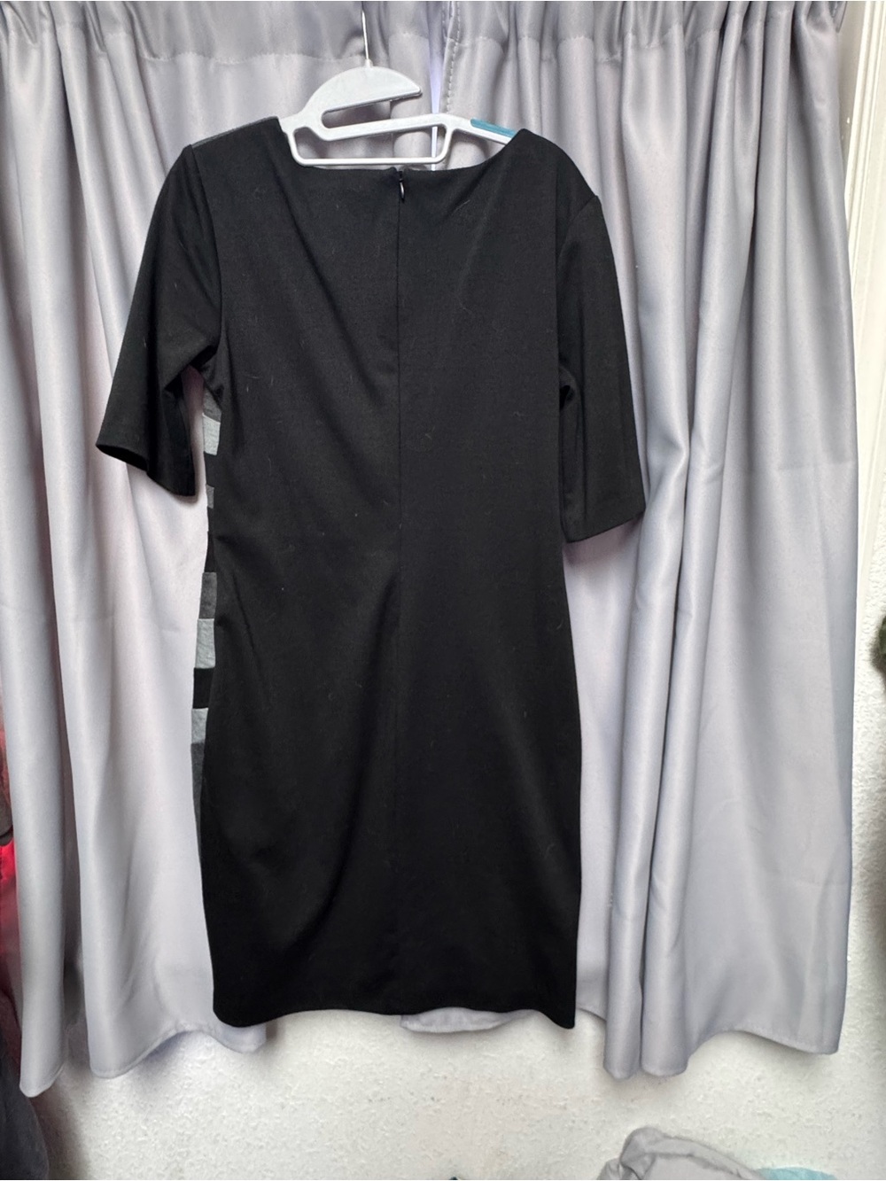 Women’s Black and Gray Colorblock Sheath Dress - Picture 2 of 2